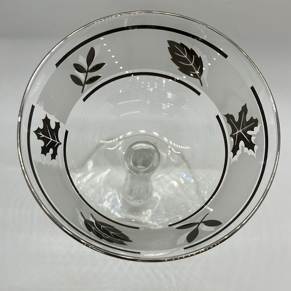 Libbey Silver Leaf Champagne Glasses Set of 2 - Picture 3 of 10